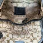 Authentic vintage Coach Soho shoulder bag black medium - Image 33