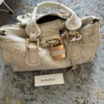 Authentic Chloe paddington in white/cream color Excellent preowned condition🍂✨ - Image 4