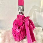 Juicy Couture Pink Velour Handbag🌺🩷 - Image 4