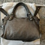 Preowned Authentic balenciaga city bag giant in faded grey🪻🍃 - Image 2