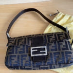 New Auth Fendi Baguette New Vintage It Bag🩷🍒